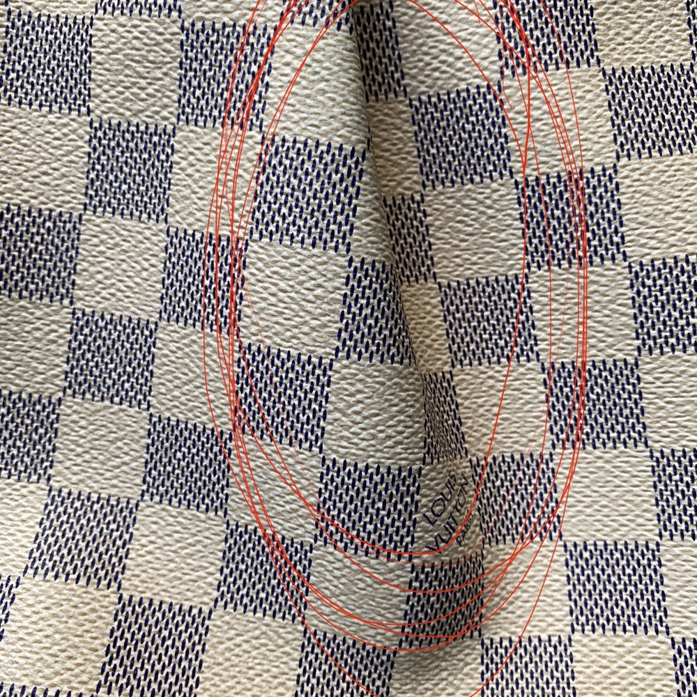 Louis Vuitton Siracusa PM - Picture 17 of 17